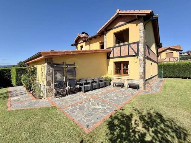 Casa en venta en Soto Del Barco, Asturias