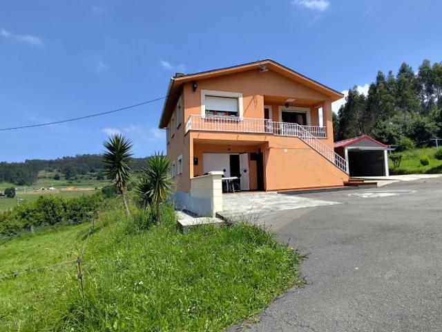 Casa en venta en Soto Del Barco, Asturias