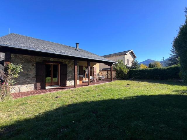 Casa en venta en Girona