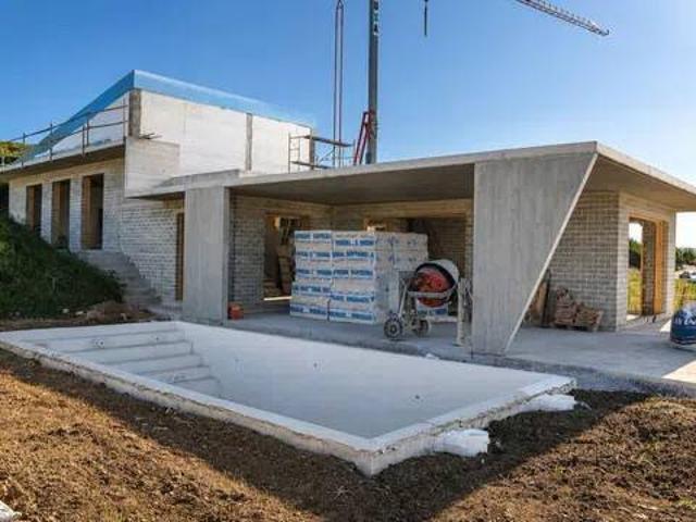 Casa en venta en Hinojedo, Suances
