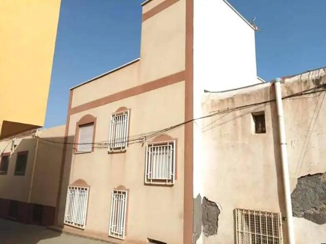 Casa en venta en Tabernas, Almería
