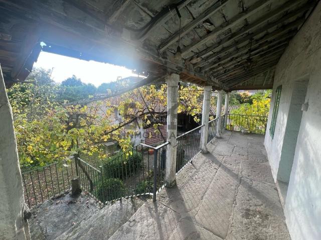Casa en venta en Ourense, Galicia