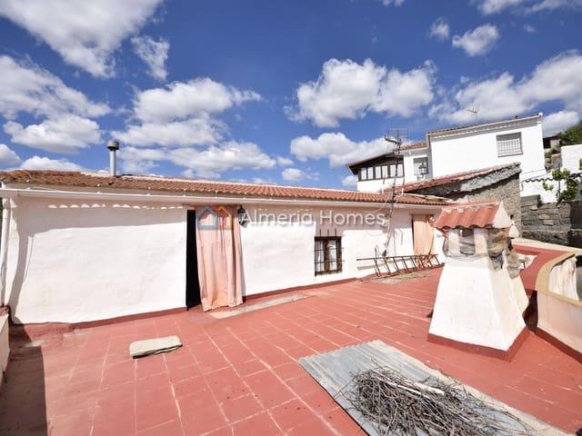 Casa en venta en Tahal, Andalucía