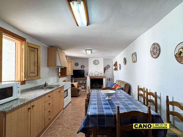 Casa en venta en Tahal, Andalucía
