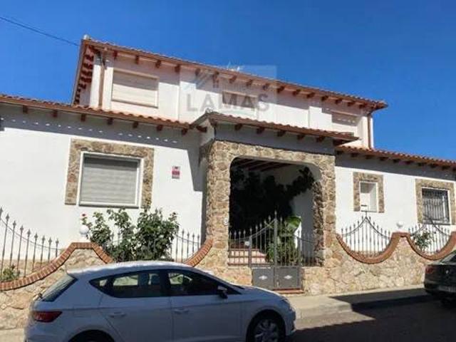 Casa en venta en Talayuela, Extremadura