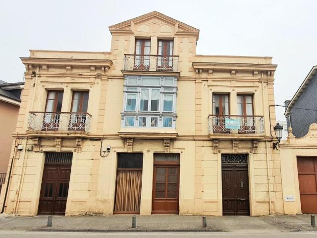 Casa en venta en Tapia De Casariego