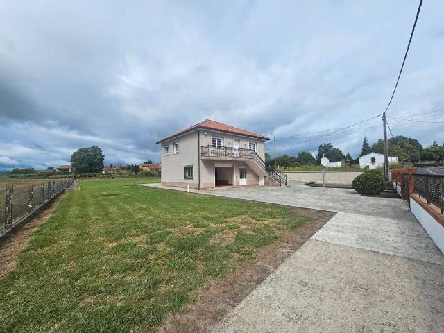 Casa en venta en Solláns, Santiago
