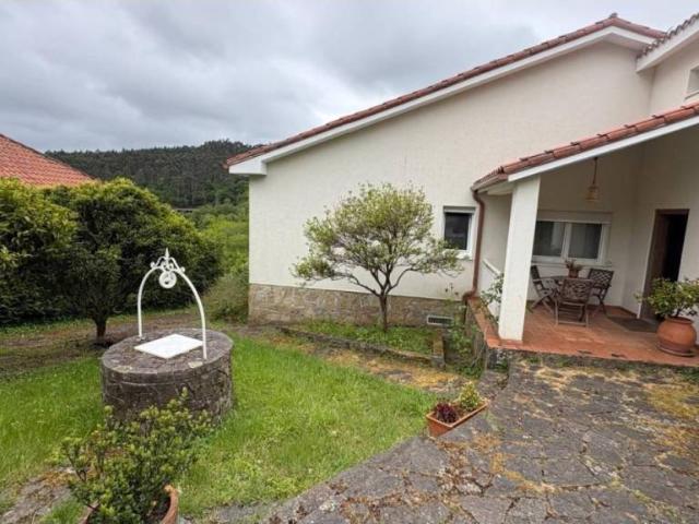 Casa en venta en Santiago, Galicia