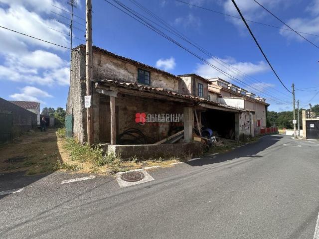 Casa en venta en Luou, Santiago