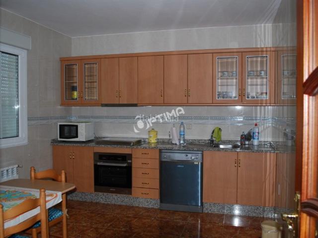 Casa en venta en Luou, Santiago