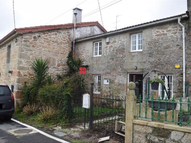 Casa en venta en Luou, Santiago