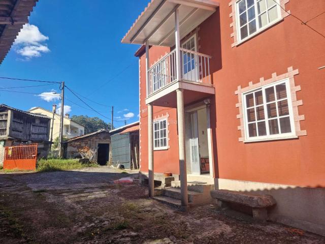 Casa en venta en Luou, Santiago