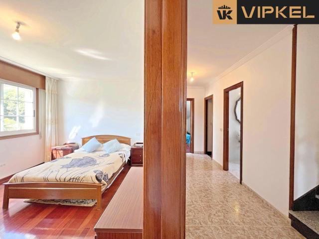 Casa en venta en Rarís, Santiago