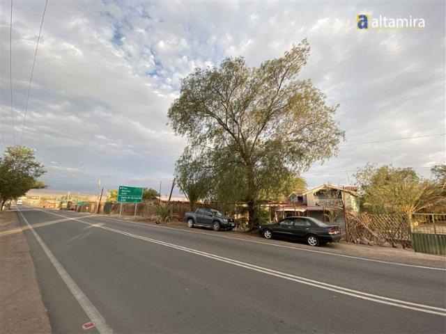 Casa en Venta en Terreno entre Pica y Matilla incluye casa habitacion