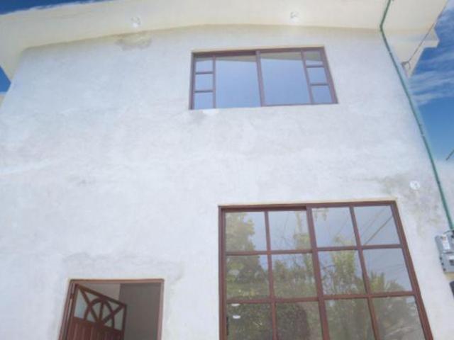 Casa amplia con gran jardín cerca de Texcoco. Acepta crédito INFONAVIT