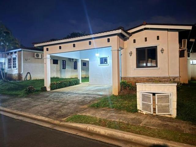 CASA EN VENTA EN THE HILLS SUMMER HILLS