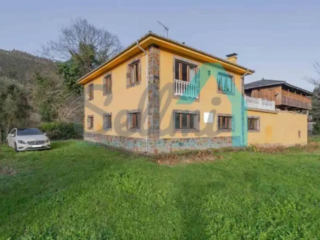 Casa en venta en Tineo, Asturias