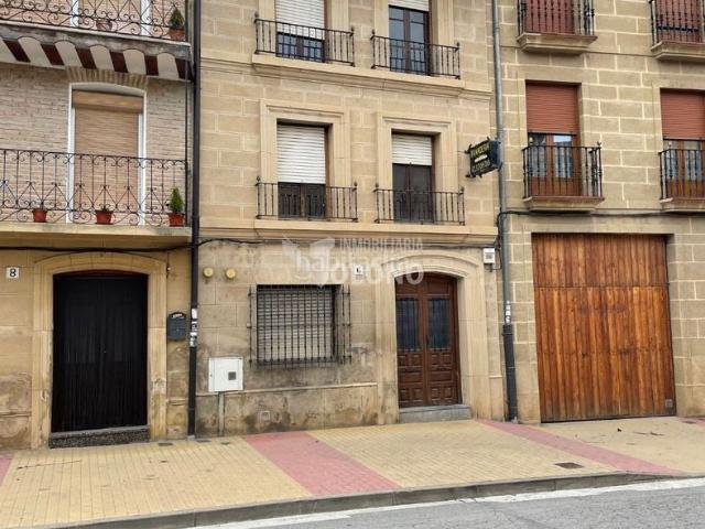 Casa en venta en Tirgo, La Rioja