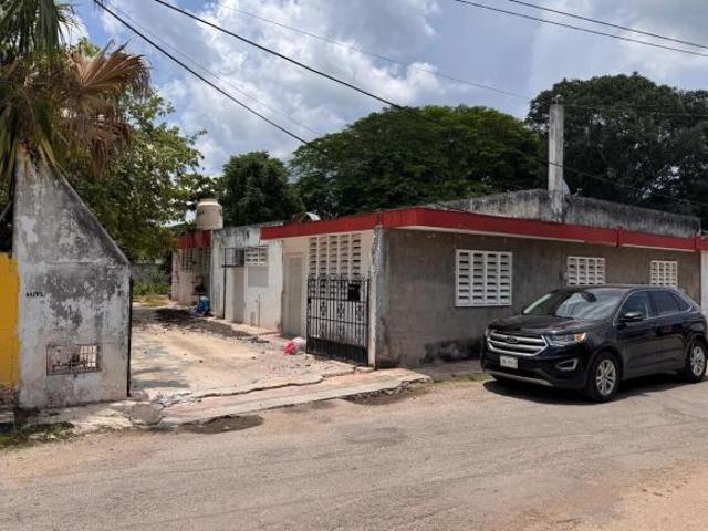 CASA EN VENTA EN TIZIMIN DE UNA PLANTA, CERCA DEL CENTRO HISTORICO