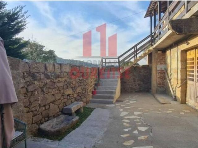 Casa en venta en Ourense, Galicia
