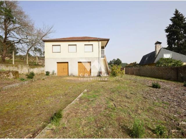 Casa en venta en Ourense, Galicia
