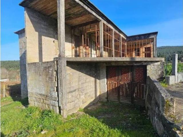 Casa en venta en Castrelo de Miño, O Ribeiro