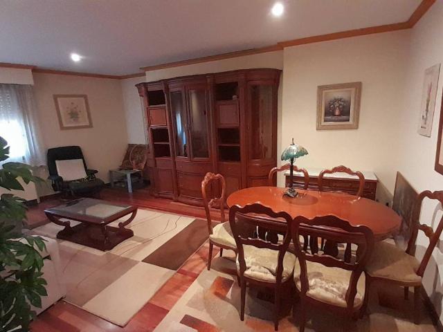 Casa en venta en Toén, Mugares