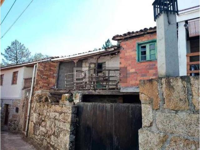 Casa en venta en Ourense, Galicia