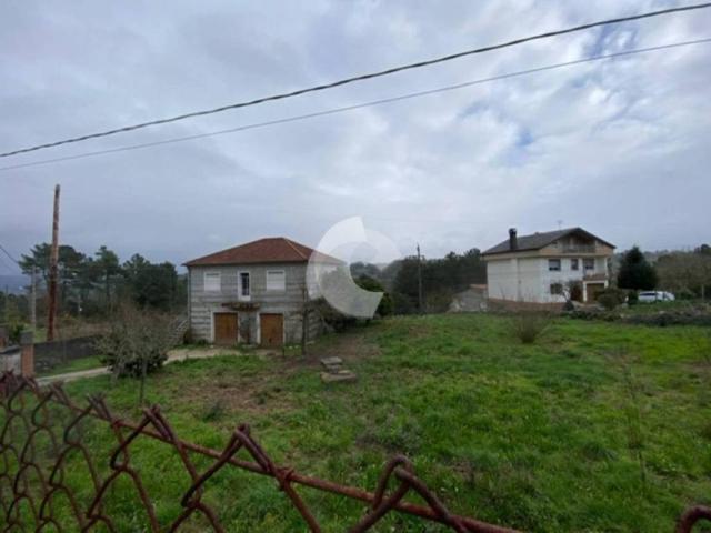 Casa en venta en Ourense, Galicia