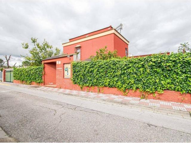 Casa en venta en Tomares, Andalucía