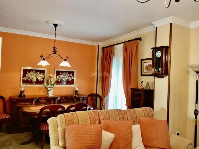 Casa en venta en Tomares, Andalucía