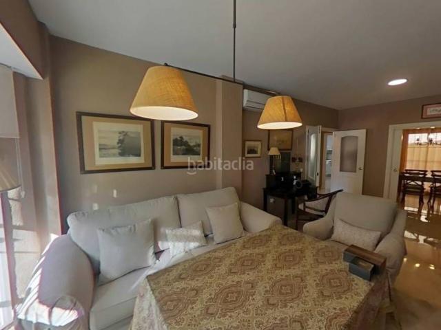 Casa en venta en Tomares, Andalucía