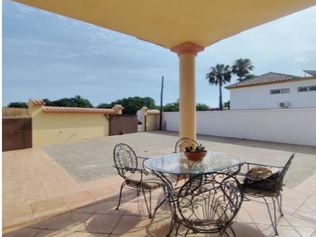 Casa en venta en Las Almenas, Tomares