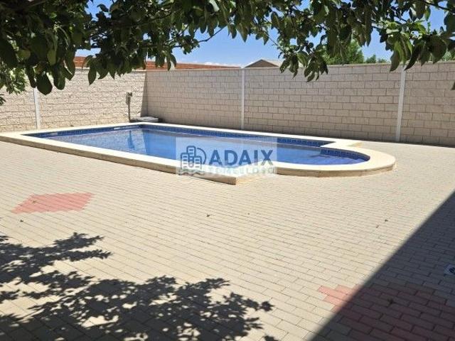 Casa en venta en Tomelloso, Castilla-La Mancha