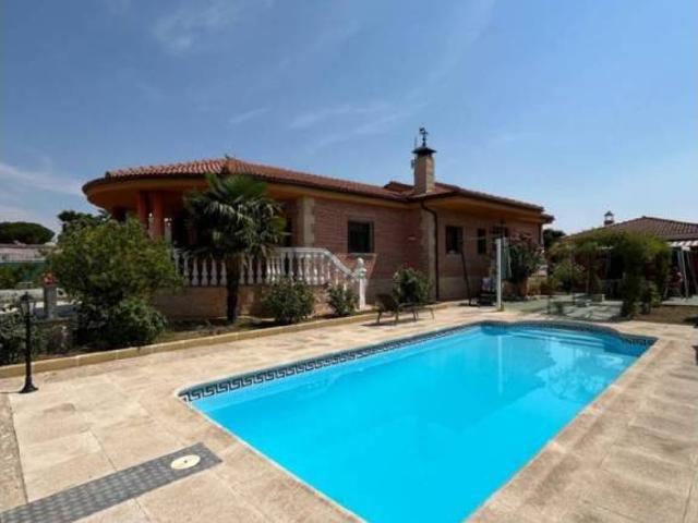 Casa en venta en Toro, Castilla y León