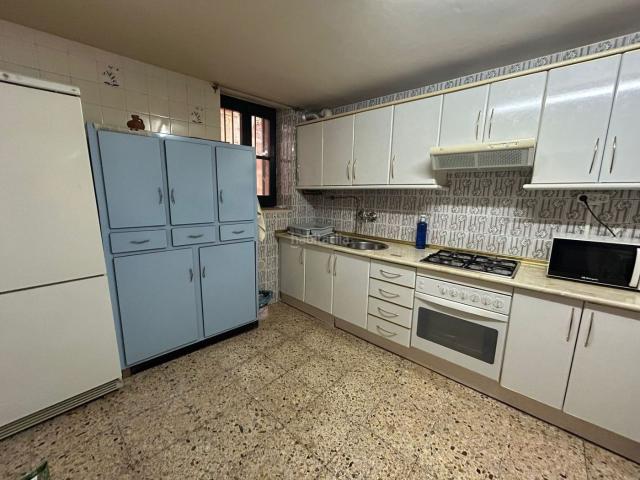 Casa en venta en Torre De Don Miguel, Extremadura