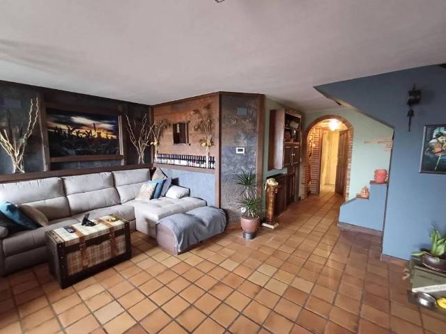 Casa en venta en Torrecaballeros
