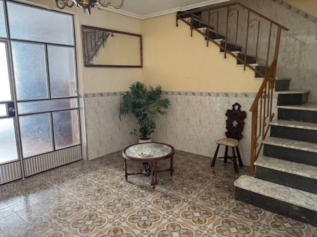 Casa en venta en Torredonjimeno, Andalucía