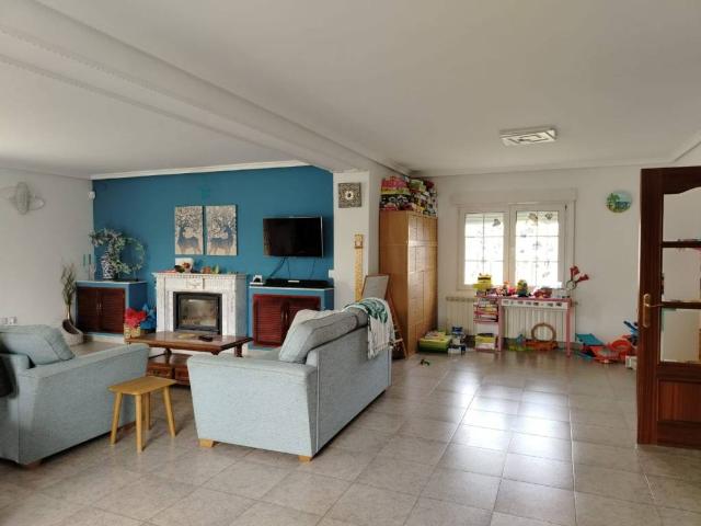 Casa en venta en Torrelaguna