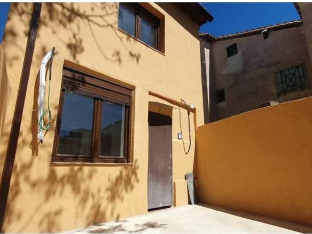 Casa en venta en Torrelaguna, Madrid