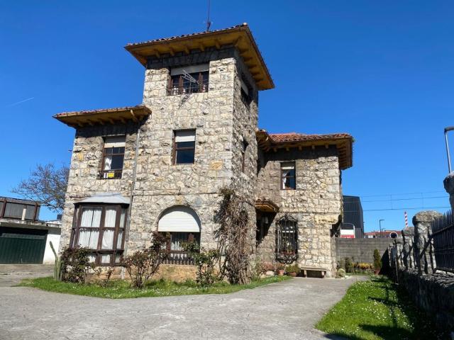 Casa en venta en Sierrapando, Torrelavega