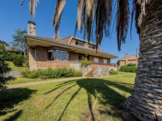 Casa en venta en Sierrapando, Torrelavega