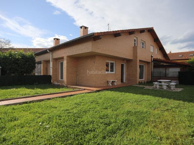 Casa en venta en Sierrapando, Torrelavega