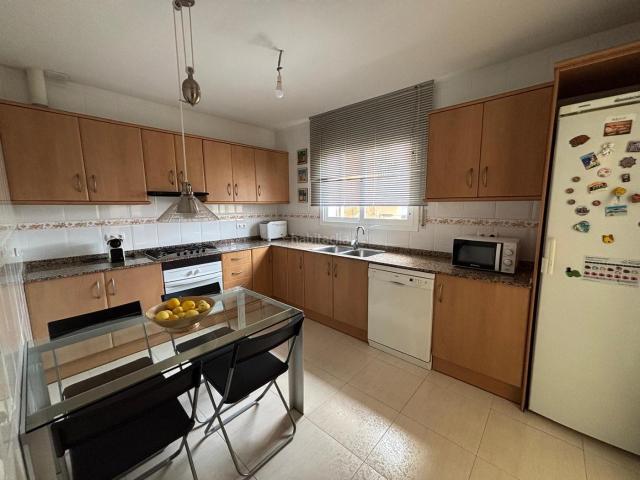 Casa en venta en Torrelavit, Barcelona