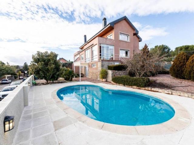 Casa en venta en Torrelodones, Madrid
