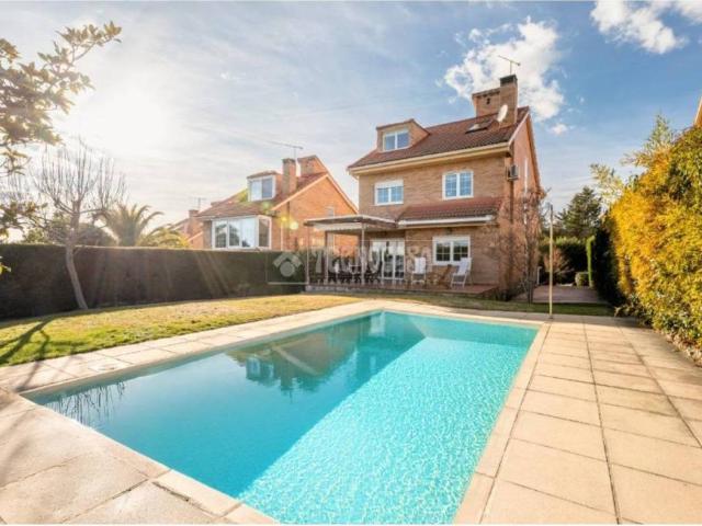 Casa en venta en Torrelodones, Madrid