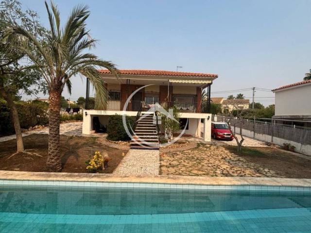 Casa en venta en la Ribera Alta, Valencia