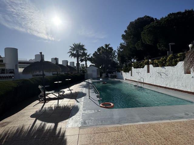 Casa en venta en Málaga, Torrequebrada