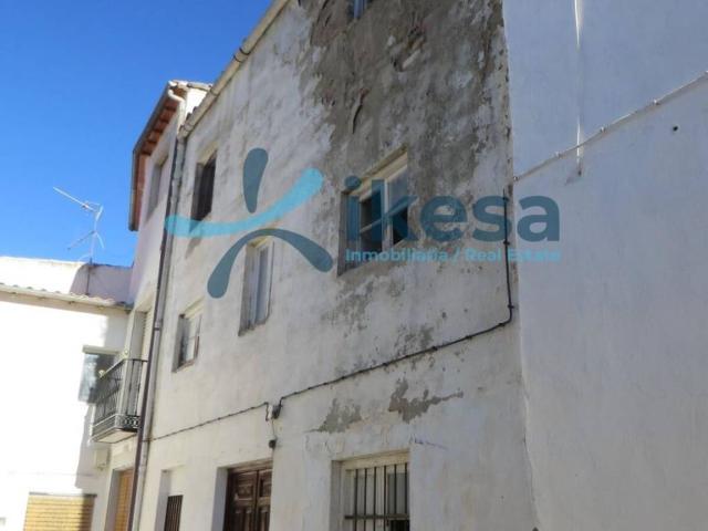 Casa en venta en Torres, Andalucía