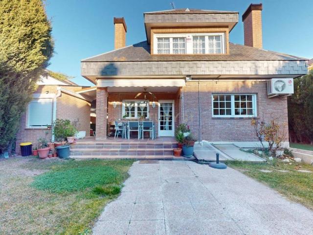 Casa en venta en Torres De La Alameda